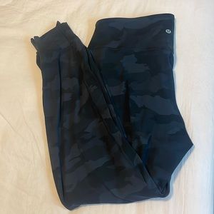 LULULEMON SIZE 12 :  Align Joggers